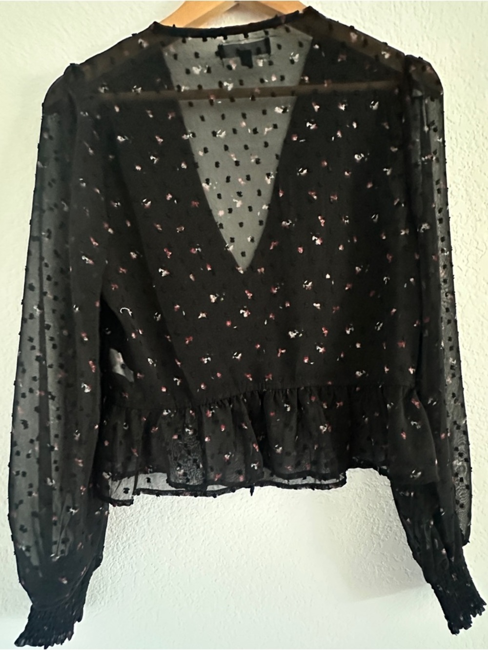 Lulus Best Mood Black Floral Print Long Sleeve Button-up Blouse - Size M - NWOT - Picture 6 of 12